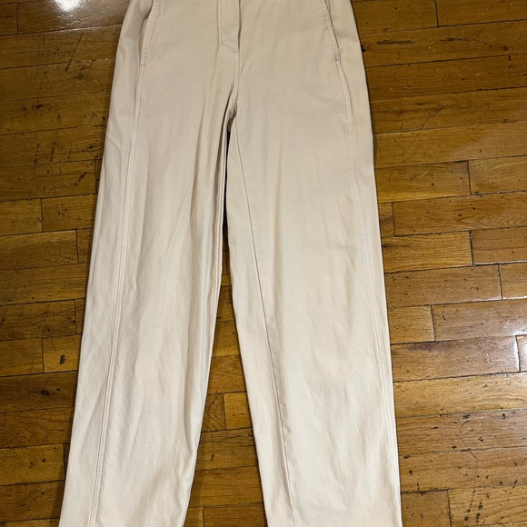 Aritzia Pants - Women’s Cream Pants